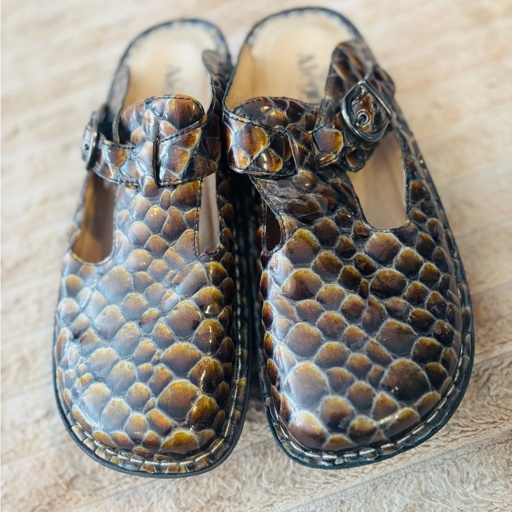 Alegria Brown Textured T-Strap Sandals
